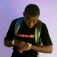 Aruna b Officiel