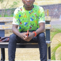 S nega officiel à cause de la money